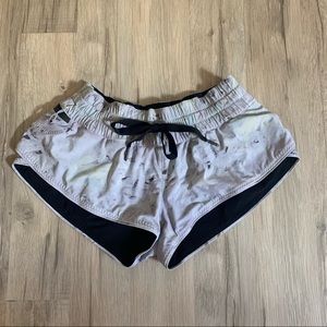 LULULEMON Reversible Women’s Size 4 Shorts